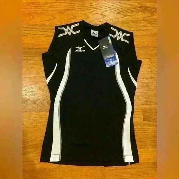 Mizuno Women's Performance V-Neck Sleeveless Athletic Jersey Shirt size XS NWT - Picture 1 of 6